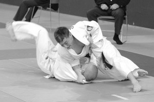 Brett throws for ippon Kent International 2004